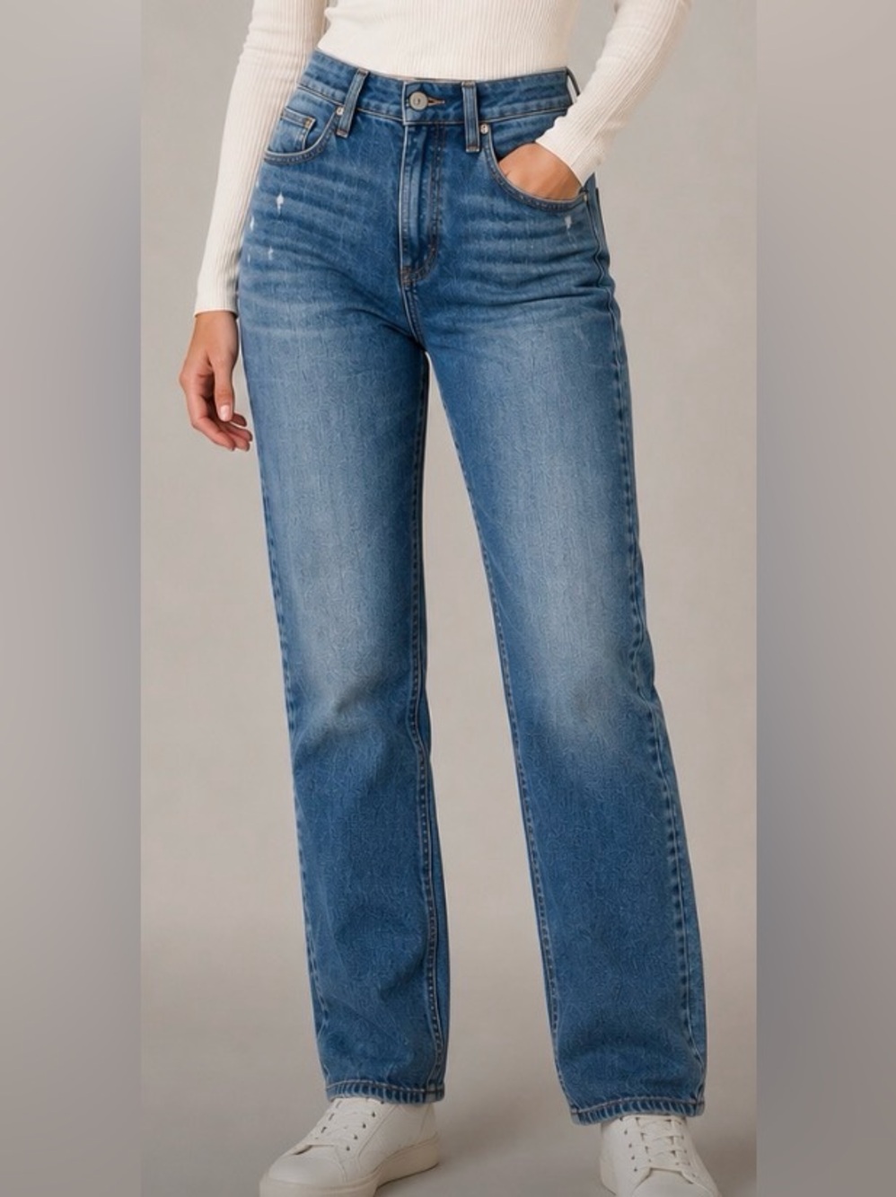 PAIGE Straight Leg Jeans in Medium Blue Wash Size 29